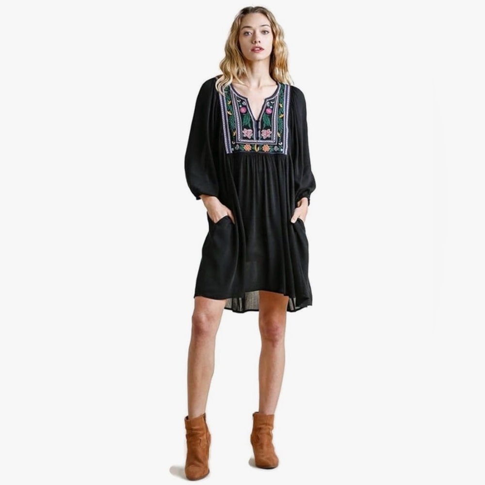 Umgee Floral Embroidered Boho Babydoll Dress Black Size Large